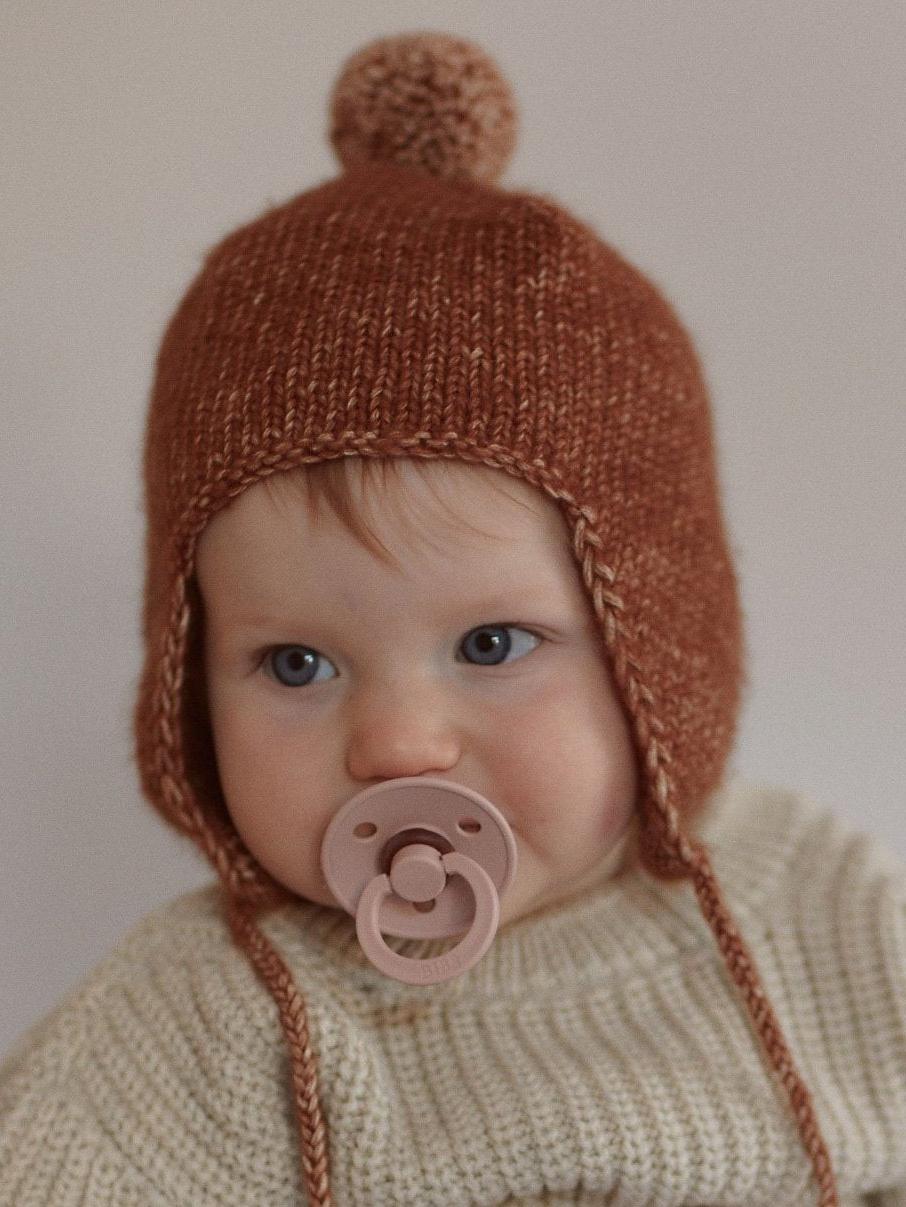 Bonetka z pomponem 'Petit'